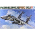 McDonnell Douglas F-15C Eagle with figures 1:48
