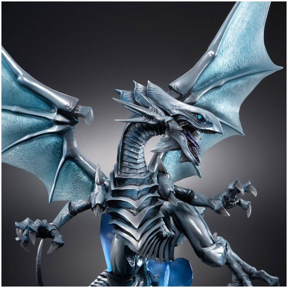 Yu-Gi-Oh! Duel Monsters Art Works Monsters PVC Statue Blue Eyes White Dragon Holographic Edition 28cm - Image 2