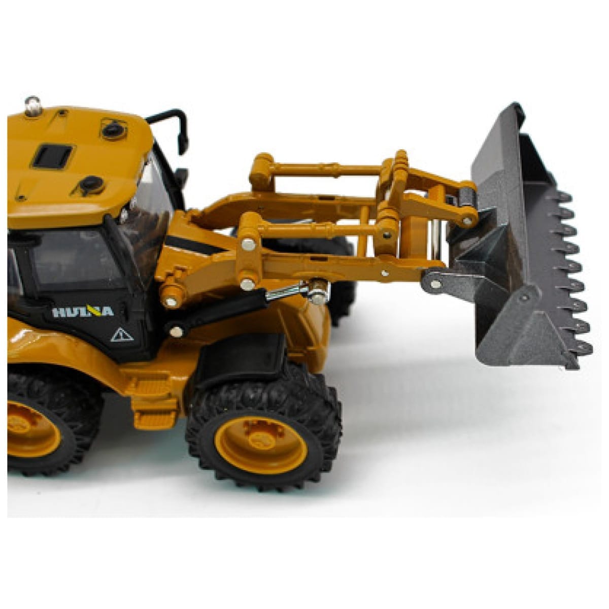 huina-1704-150-scale-two-way-forklift-estatica (3)