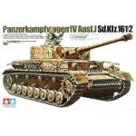 German Panzer IV Type J - 1 figure 1/35