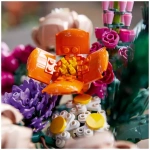 LEGO Botanicals: Flower Bouquet - Image 3
