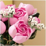 LEGO Botanical Bouquet Of Pink Roses - Image 4