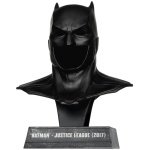 Batman DC Direct Mini Replica 1/3 Batman Cowl (Justice League Tactical Suit) 19cm - Image 2