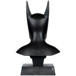 DC Direct Prop Replica 1/3 Batman Cowl (Batman Beyond Animated) 18cm - Image 4