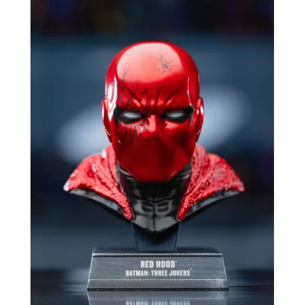 Batman DC Direct Mini-Replica 1/3 Red Hood Mask (Batman: Three Jokers) (Chase) 23cm